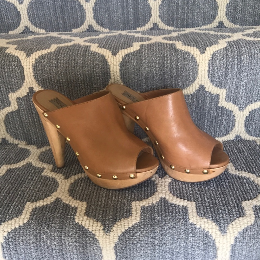 Steve Madden Clogs
